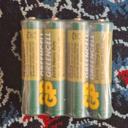 باتری نیم قلمی گرین سل GREENCELL چهار بسته سبز رنگ بسته های چهار عددی مجموعا شانزده 16 عدد