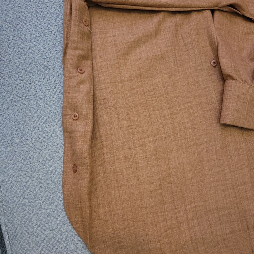 شومیز بغل هلالی-تک جیب- فری سایز 36 تا 42 رنگ قهوه ای شتری