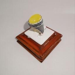 66-انگشتر نقره با سنگ عقیق زرد به همراه دعای شرف الشمس کد 3-w6.76