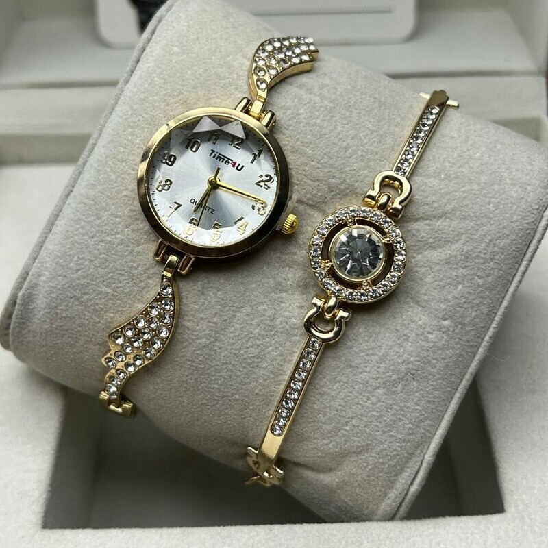 ساعت مچی زنانه برند شرکتی قاب و بند استیل  نگینی به همراه دستبند تایم فوریو  Time4u