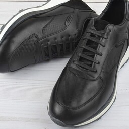 کفش روزمره مردانه مادو مدل برلین چرم طبیعی بندی رنگ مشکی کد 174811 سایز 41 تا 44