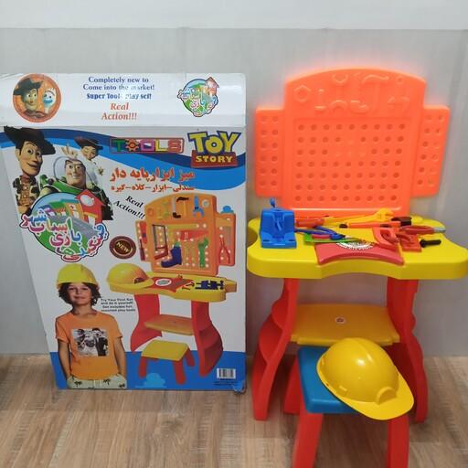 اسباب بازی ست میز ابزار پسرانه پایه دار ، مهندس کوچولو شامل صندلی کودک ، لوازم کامل نجاری ابزار ،کلاه،گیره   