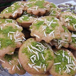 کیک یزدی خانگی پخت به سبک حاج خلیفه یزدی 900 گرم 