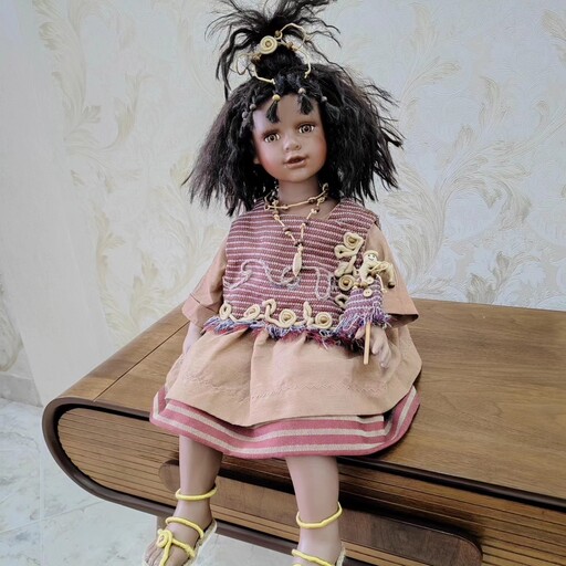 عروسک سرامیکی دختر سرخپوست کلکسیونی کد 724