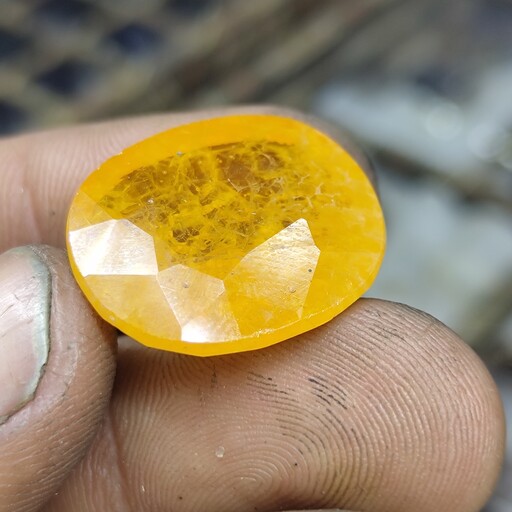 سنگ یاقوت زرد سریلانکا معدنی اصل با خواص فراوان سنگ یاقوت با سختی 8 تراش جواهراتی تایلند به وزن 42 قیراط با فاکتور تضمین