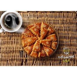نان چای 3 گوش سوغات استان قزوین(500گرمی)