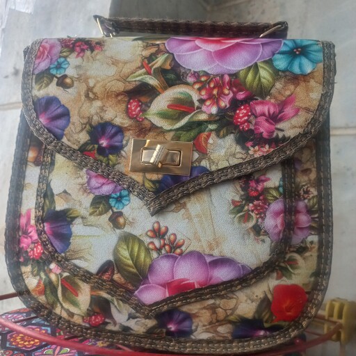 کیف های سنتی محصول یزد مقاوم قابل شستشو رنگ وطرح متنوع