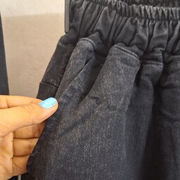 شلوار جین کاغذی کمرکش اسلش فری سایز جیب دار آبی و ذغالی