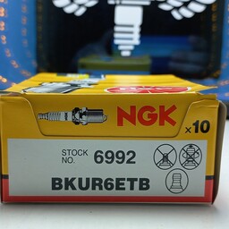شمع سه الکترود NGK 6992 ساخت ژاپن BKUR6ETB مناسب خودروهای دوگانه ایرانخودرو و سایپا