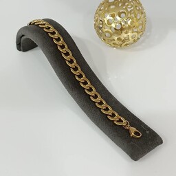 دستبند زنجیری پهن  استیل رنگ ثابت بسیار زیبا ،همرنگ طلا 