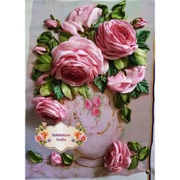 تابلو روباندوزی طرح گلدان گل رزصورتی 