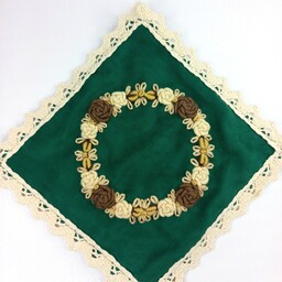 جانماز گلدوزی شده پر نقش طرح حلقه گل ابعاد 15 در 15ریحانه النبی
