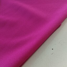 پارچه کرپ اسکاچی گرم بالا تک رنگ رنگ سرخابی قیمت به ازای نیم متر 