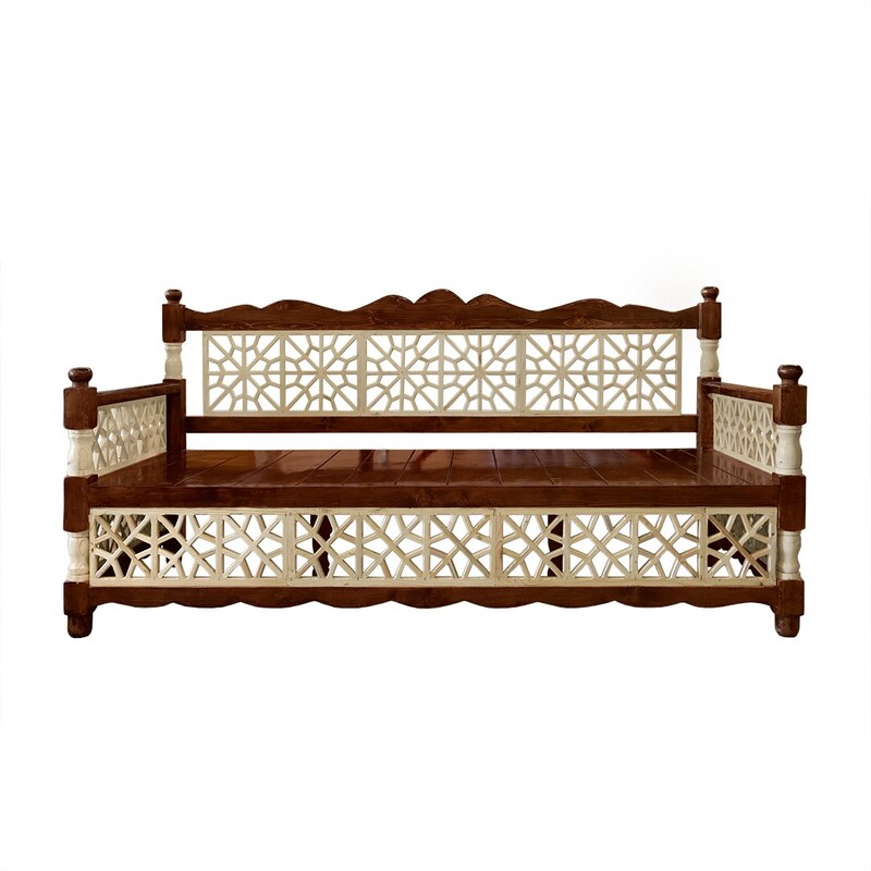 تخت سنتی طرح شاهنشین چوب روسی دو رنگ سایز 1 در 2