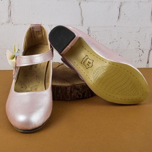کفش مجلسی دخترانه رنگ صورتی مدل بغل پاپیون پاشنه 3.5 سانتی کد 355117 سایز 26 تا 31