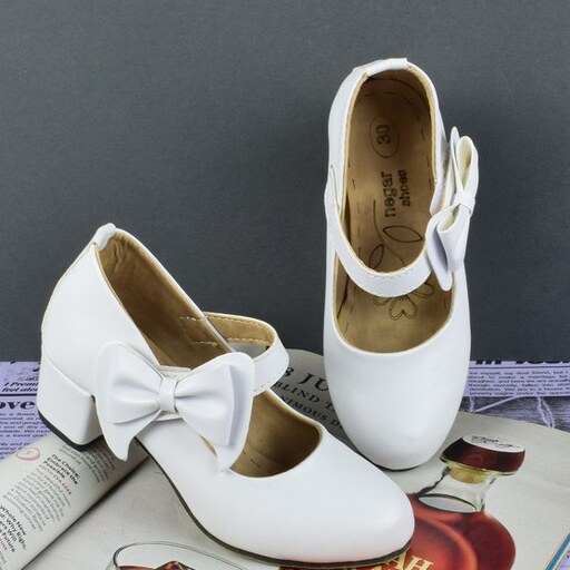 کفش مجلسی دخترانه رنگ سفید مدل چسبی بغل پاپیون پاشنه 3.5 سانتی کد 355220 سایز 26 تا 36