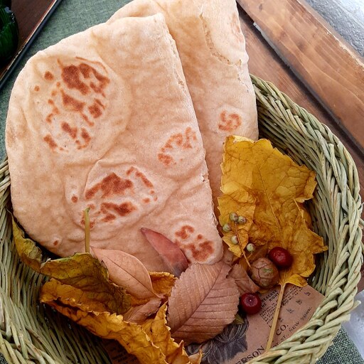 نان کامل تافتون همراه با خمیر ترش و سرشار از پروبیوتیک 
