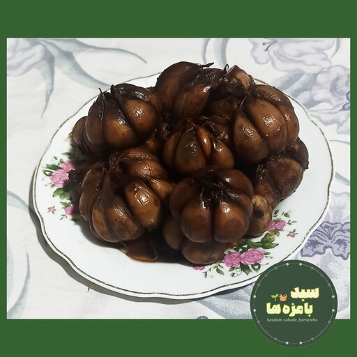 سیر ترشی (7 ساله) با سرکه طبیعی خانگی