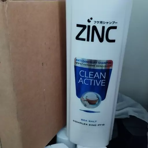 شامپو ضد شوره مو زینک CLEAN ACTIVE عصاره نمک دریا 