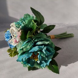  دسته گل زیبا با تم رنگی سبز و آبی