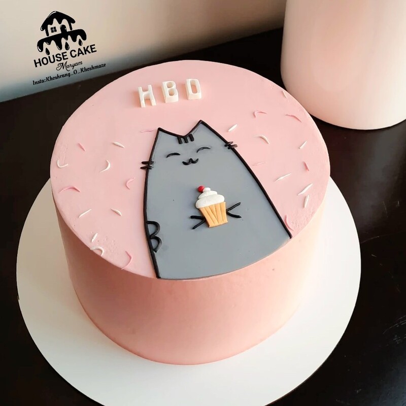 کیک تولد گربه ای صورتی چرک به وزن یک کیلو و دویست