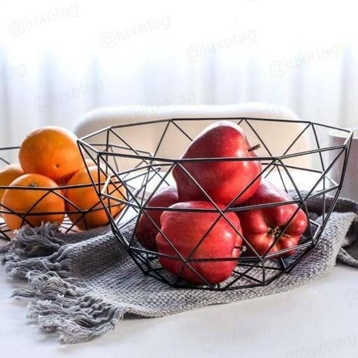 سبد میوه فلزی مدل مثلثی سبد فلزی میوه خوری رنگ مشکی