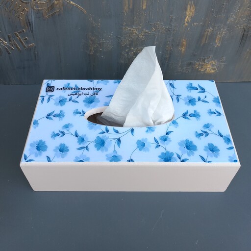 جعبه دستمال کاغذی چوبی چاپ دستی کاور شده با رزین قابل اجرا در  طرح دلخواه شما 