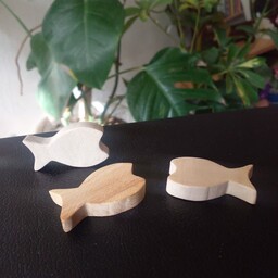 ماهی کوچک چوبی خام قابل استفاده در ساخت دست سازه های هنری 