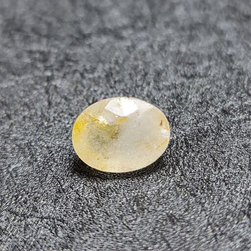  نگین سنگ طبیعی توپاز زرد معدنی با وزن 8.4 قیراط 
کد  28719