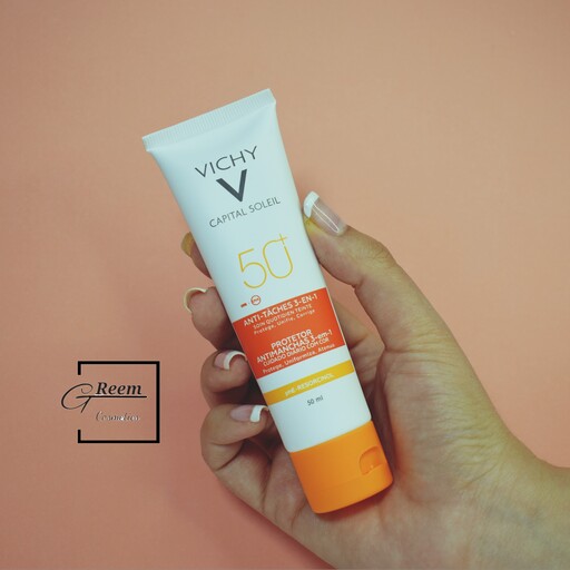 ضد آفتاب رنگی  ضد لک  3در 1 ویشی با spf 50