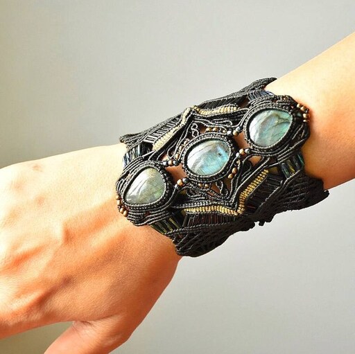 دستبند سنگ لابرادوریت  اصل و معدنی بافته شده به سبک مکرمه