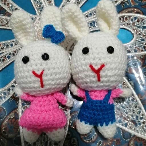 عروسک بافتنی خرگوش دختر و پسر  ، قیمت برای یک جفت می باشد ، سفارش عمده و رنگ بندی دلخواه پذیرفته می شود 