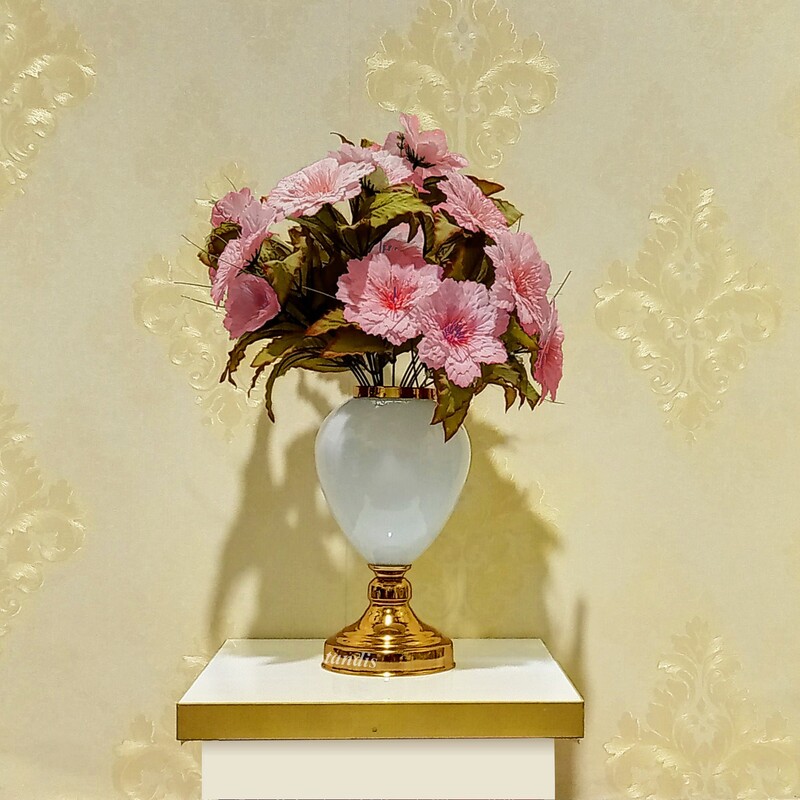 گلدان تندیس کد 1020 - فلزی و شیشه ای سفید طلایی