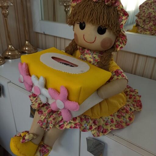 عروسک نگهدارنده دستمال.