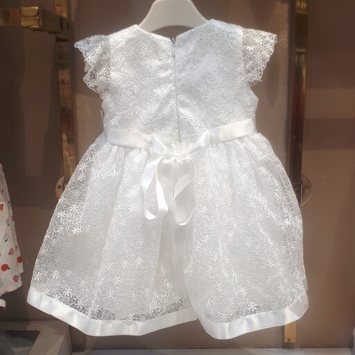 لباس عروس نوزادی سایز 3 تا 6 ماه برند لای لای به همراه تل سر