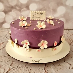 کیک روز مادر مینی کیک تولد کیک خامه ای با گلهای فوندانتی با فیلینگ مخصوص ارسال پس کرایه