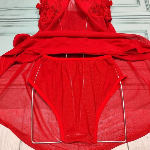 لباسخواب پد دار  زنانه فانتزی بیگ سایز  در رنگ قرمز و مشکی 