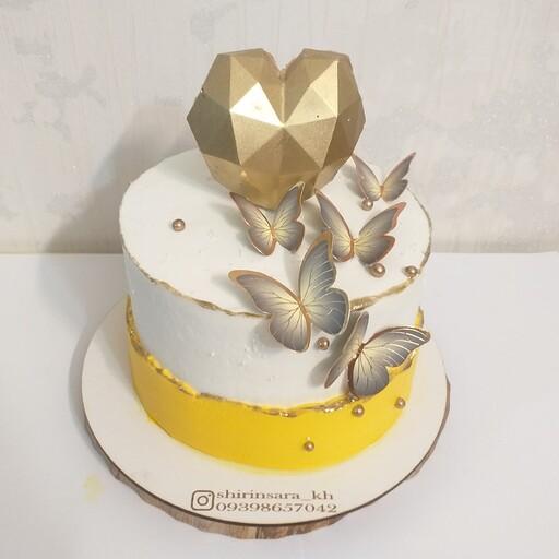 کیک تولد و روز زن با تم قلب و پروانه برای هدیه دادن به عزیزانتون