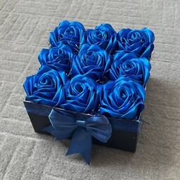 باکس و جعبه چوبی همراه با گل ربانی روبانی مناسب هدیه ولنتاین و روز عشق