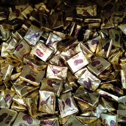 شکلات چهارگوش کاکائویی آیدین یک کیلویی 