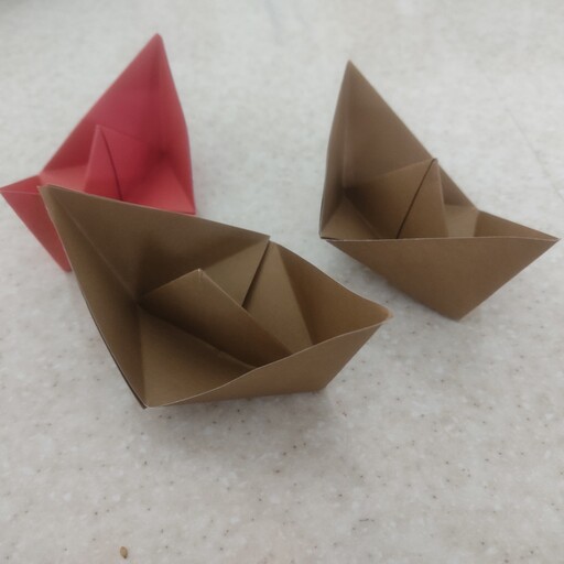 قایق کاغذی اوریگامی 3 عددی در رنگ های مختلف 