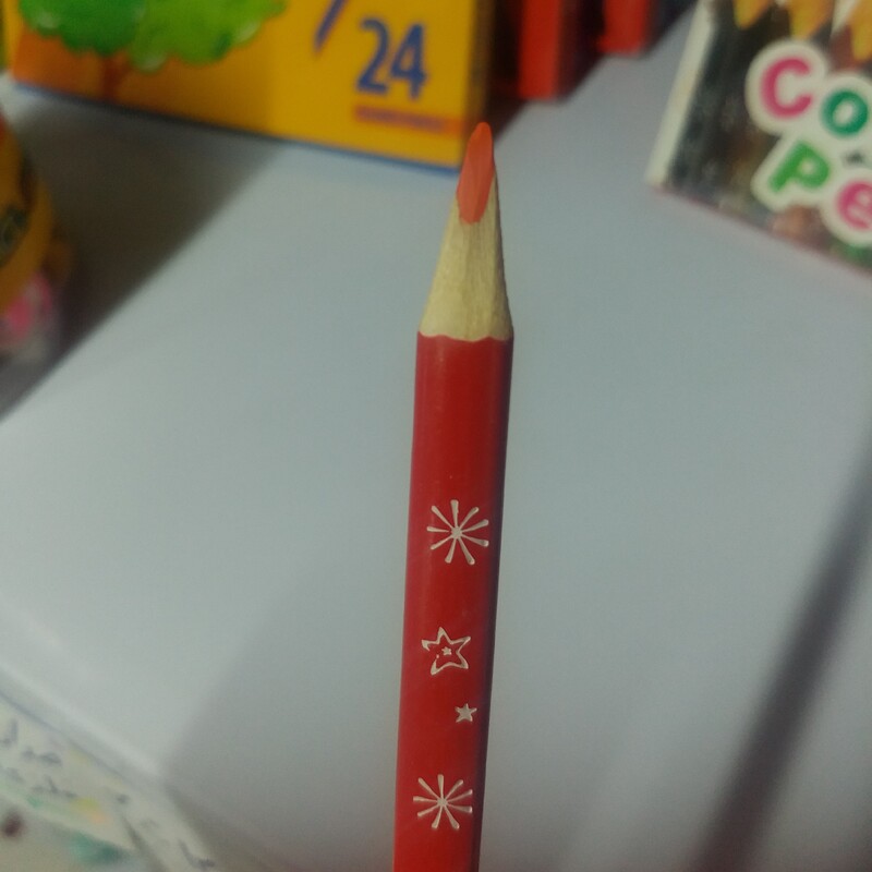 مداد رنگی 24 رنگ سه گوش مقوایی طرح دار فنز 