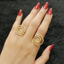 انگشتر اسپرت زنانه و مردانه،  دخترانه و پسرانه ، طرح دو دایره طلایی ، استیل رنگ ثابت ، سایزبندی دارد