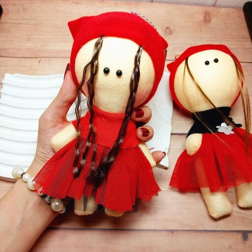 عروسک روسی دست ساز با کیفیت مناسب برای کادو تولد هدیه ولنتاین روز دختر  موجود در طرح های مختلف 