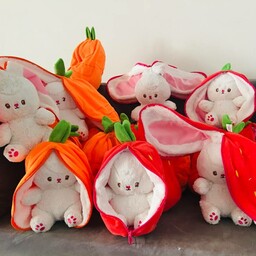 خرگوش سورپرایزی 35 سانتی در دو طرح هویج و توت فرنگی