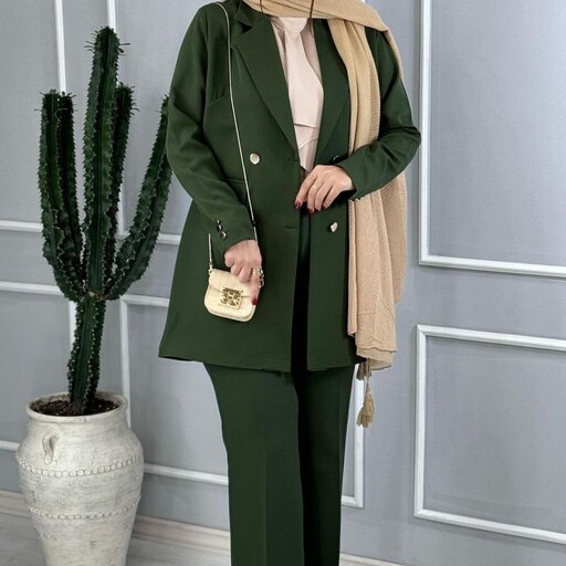  کت شلوار والی جنس مازراتی رنگ بندی مشکی سورمه ای  یشمی  طوسی  کرم نسکافه ای سایز یک 38 تا40 سایز دو 42 تا 44