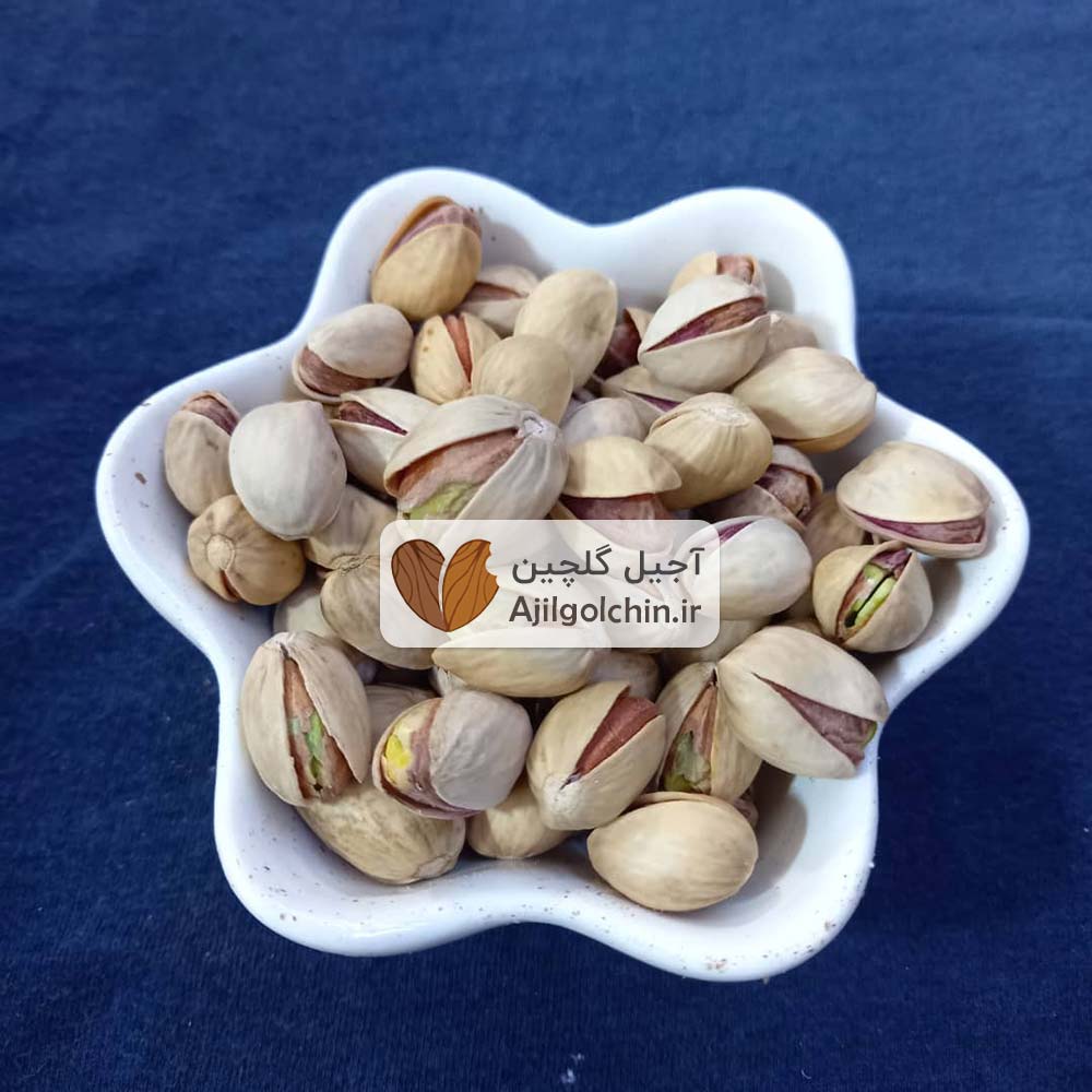 پسته فندقی خام