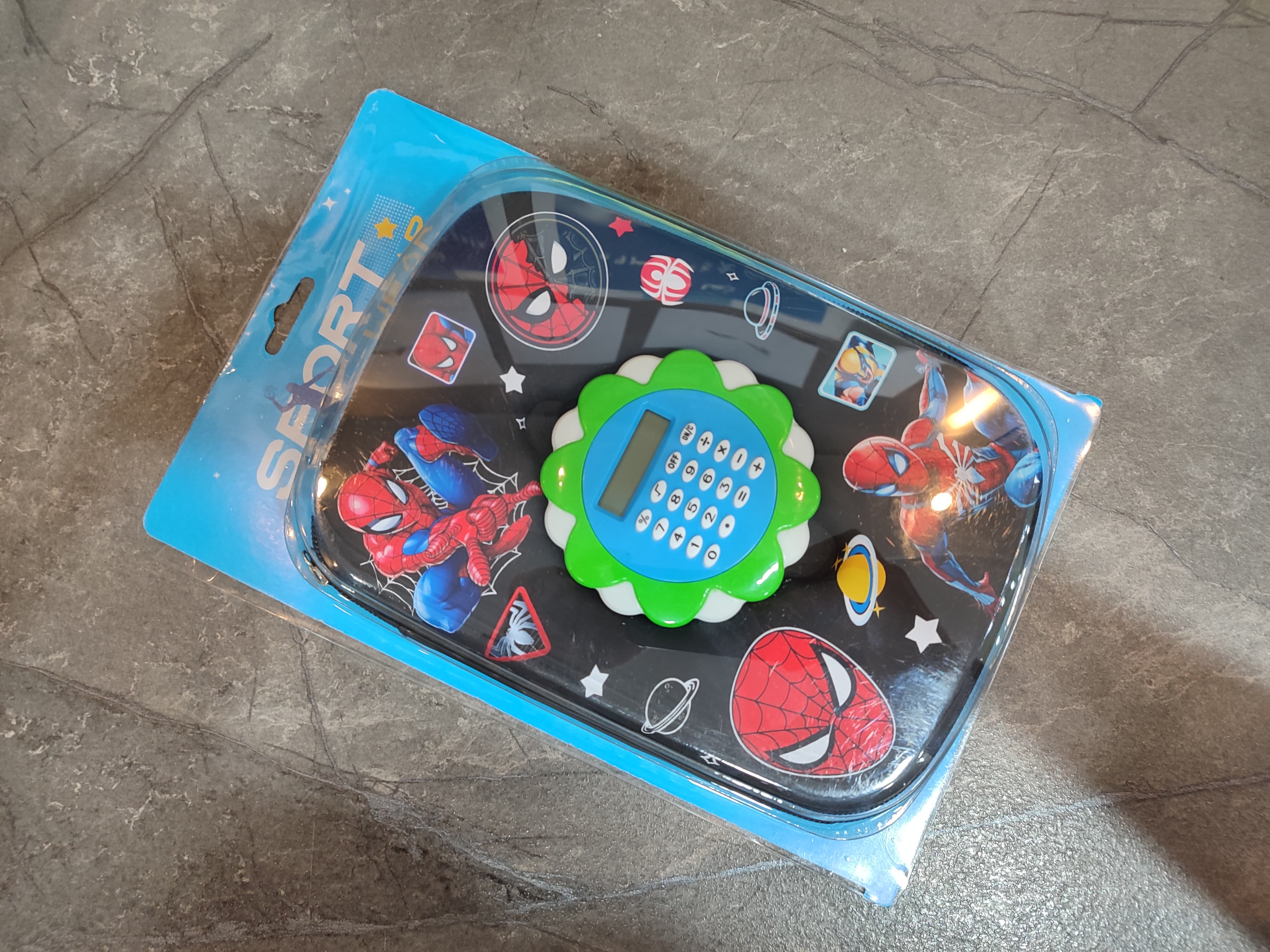 جامدادی با ماشین حساب