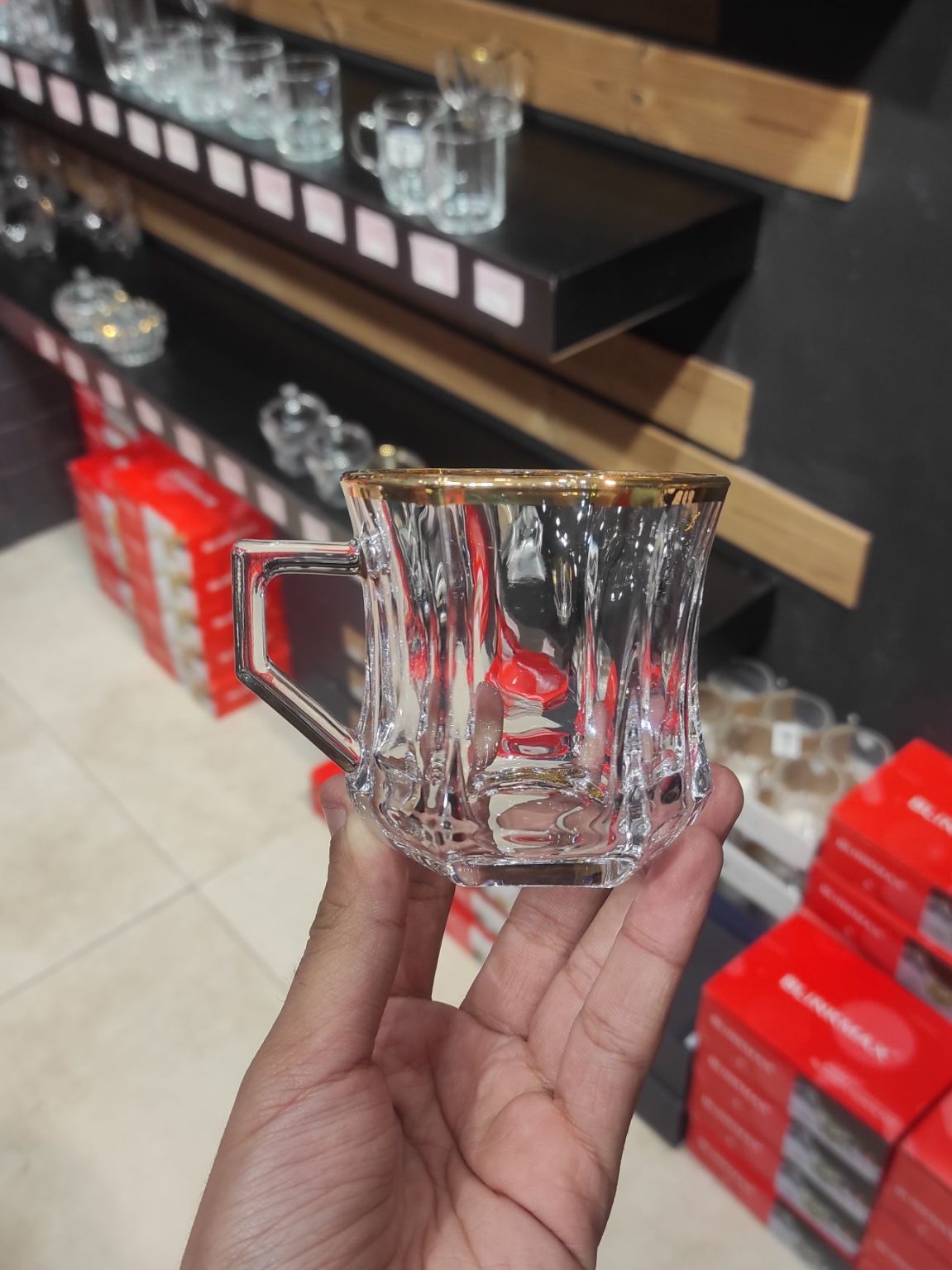 فنجان گلکسی لب طلا بلینک مکس  