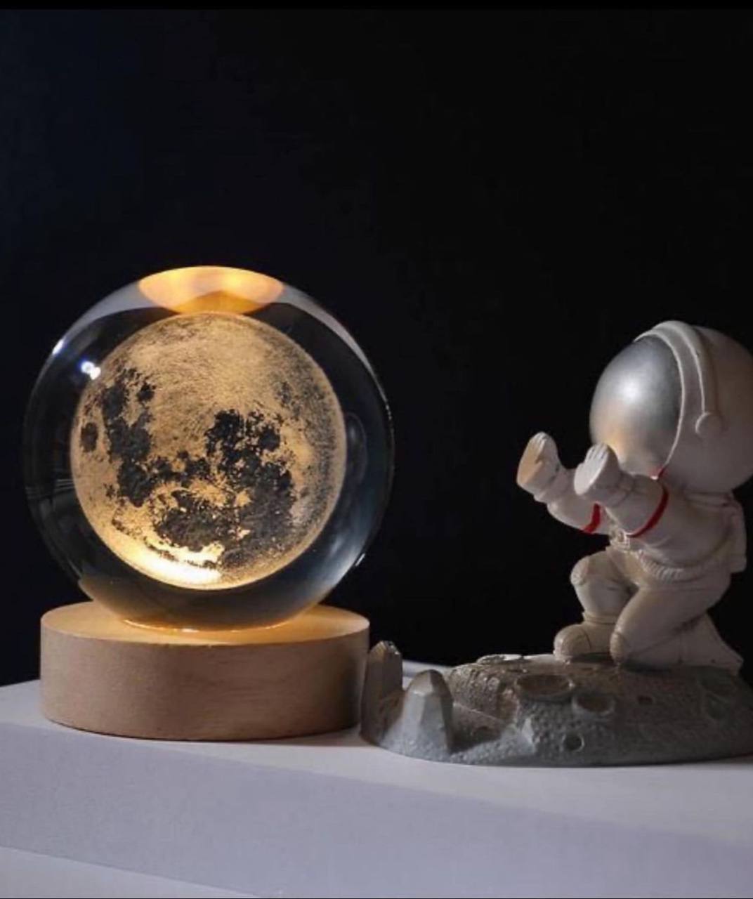 گوی شبخواب 10cmماه